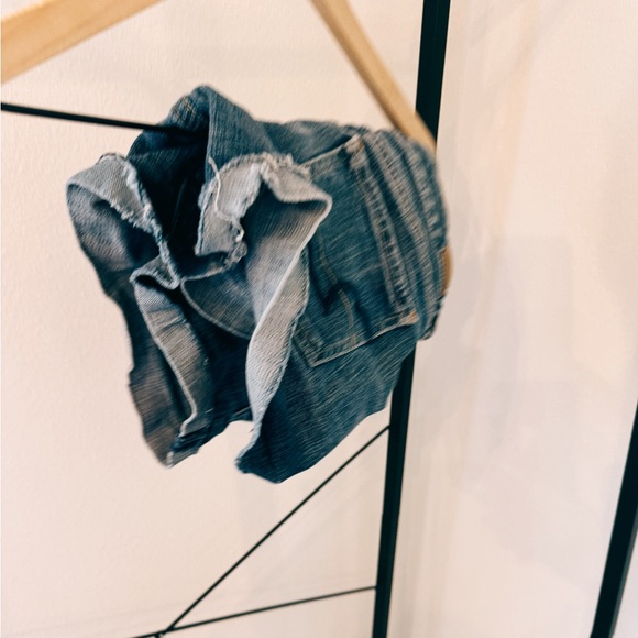 American Eagle Outfitters Jean Shorts - Picture 3 of 8